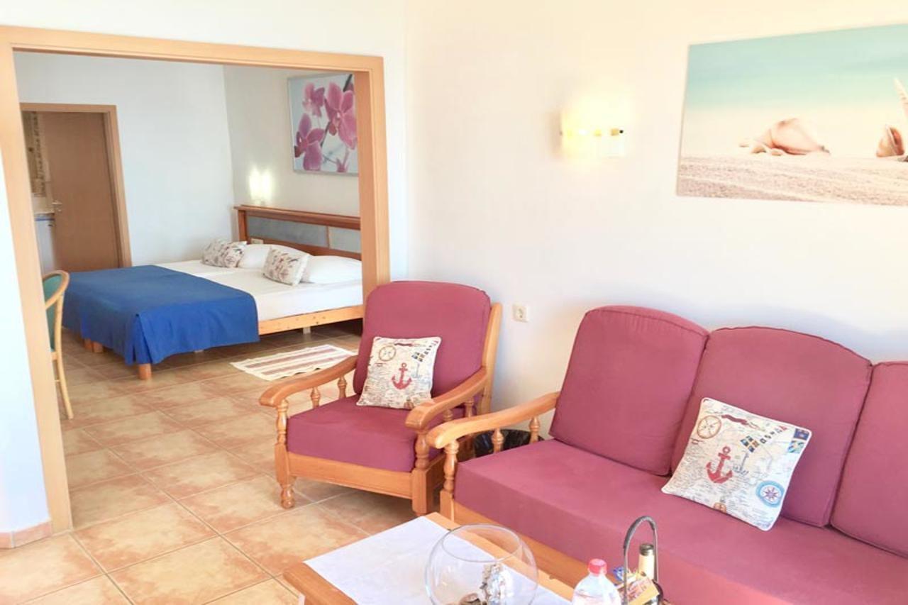 Suite Hotel Marina Playa Esquinzo Ngoại thất bức ảnh